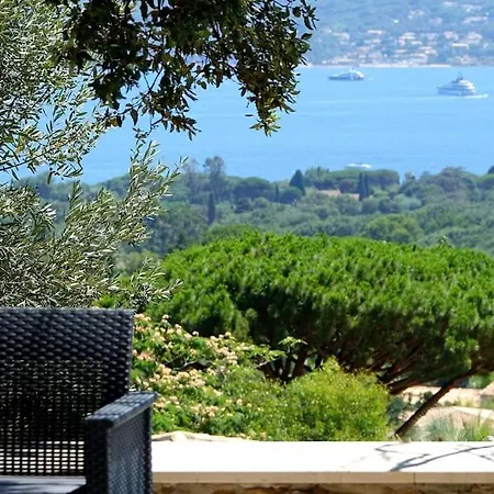 Piscine Vue Sur Le Golfe De Saint-tropez *