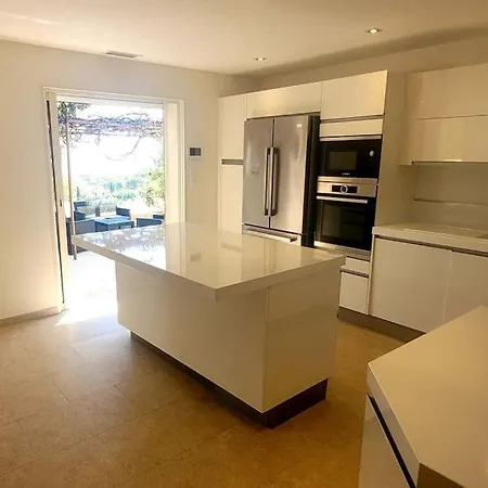 Villa Piscine Vue Sur Le Golfe De Saint-tropez Grimaud